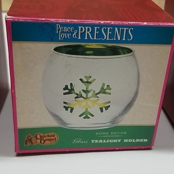 Christmas Silver Color Glass Snowflake Tealight Holders Set of 3 New in Box - Picture 5 of 12